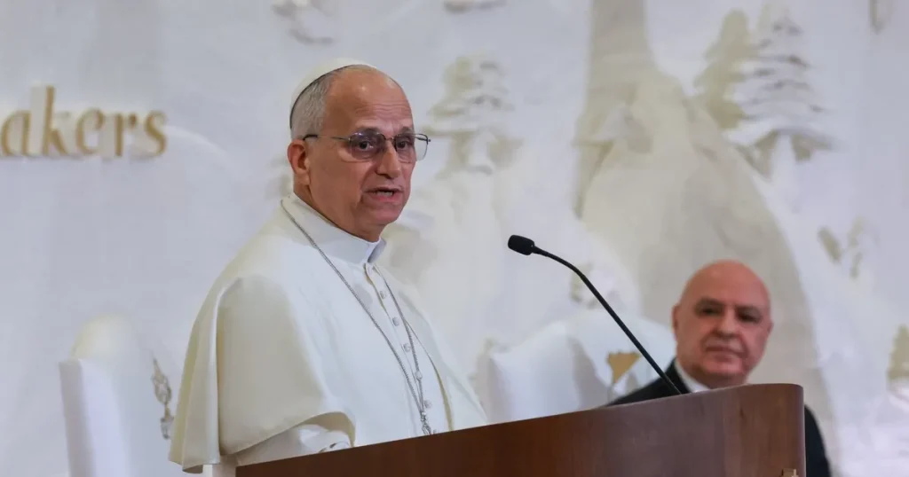 بابا الفاتيكان يدعو لبنان لجعل السلام أولويته القصوى