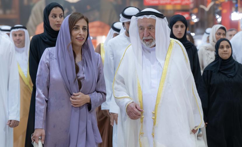 حاكم الشارقة يوجّه بتخصيص 4.5 مليون درهم لتزويد مكتبات الإمارة بأحدث إصدارات دور النشر المشاركة في “الشارقة الدولي للكتاب” 2025