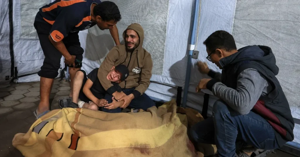 إسرائيل تقتل 25 فلسطينياً في سلسلة غارات جوية على غزة