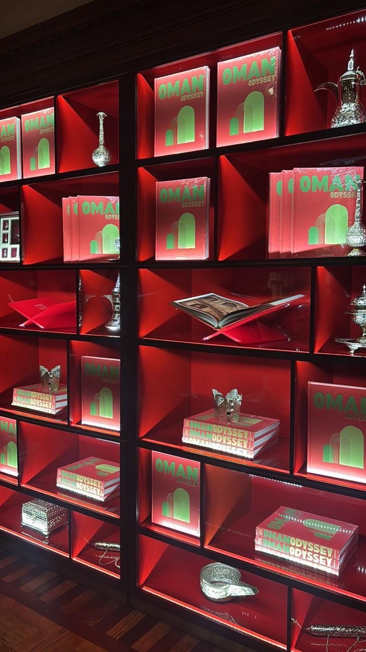 كتاب عمان.jpeg