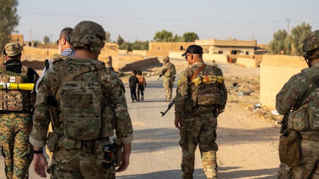 “قسد” تعلن استهداف نقطة لها في دير الزور