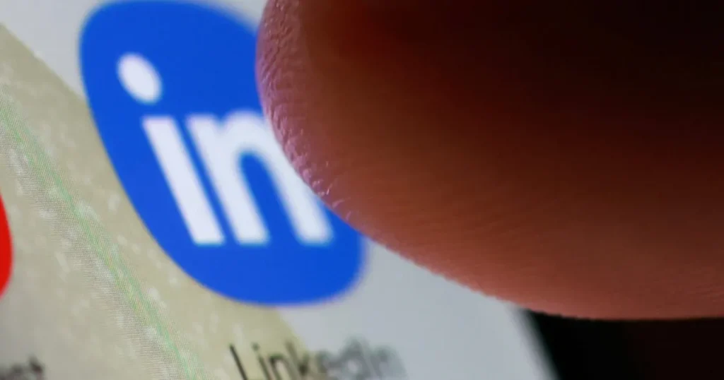 LinkedIn تطلق تحديثاً جديداً لآلية البحث على منصتها
