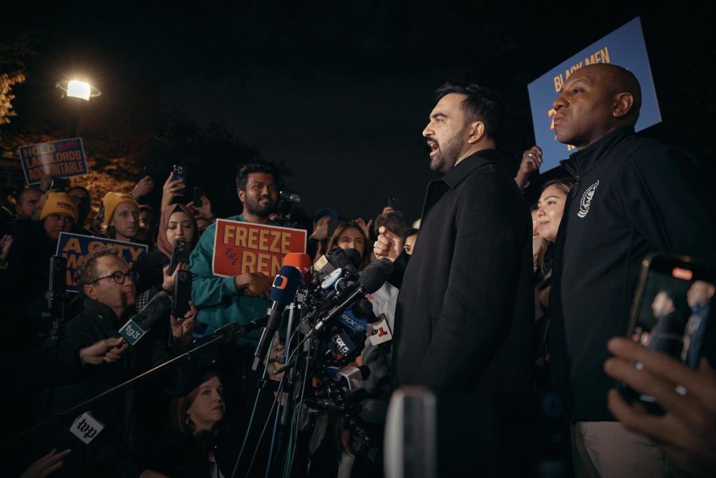 النفوذ والرمز.. قراءة تركية في مشهدين متوازيين من واشنطن إلى نيويورك