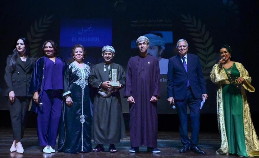 الفيلم العماني “المجهول” يحصد جائزة الأفضل في “مهرجان الرباط الدولي لسينما المؤلِّف” | جريدة الرؤية العمانية