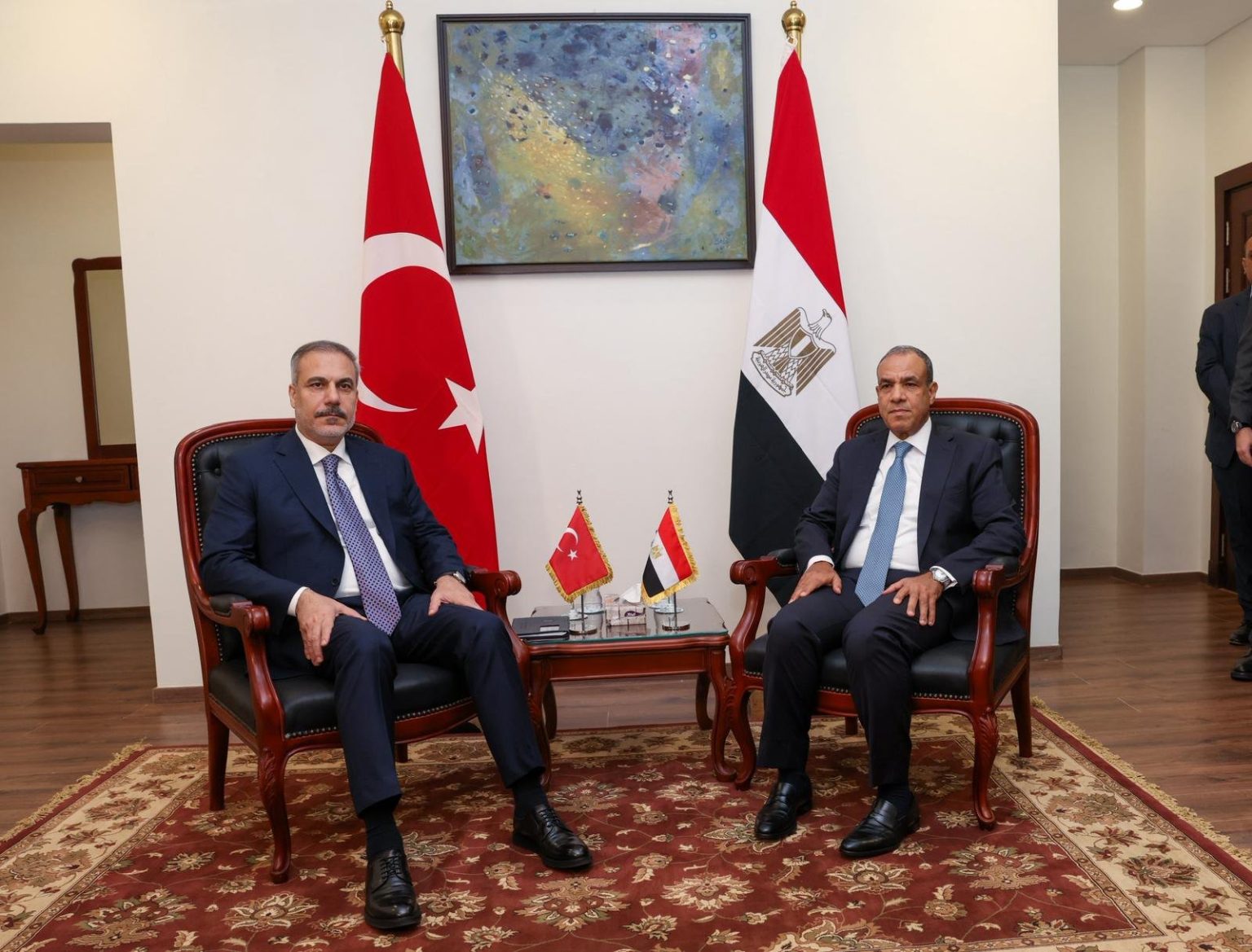 مباحثات هامة مرتقبة بين وزيري خارجية تركيا ومصر في أنقرة
