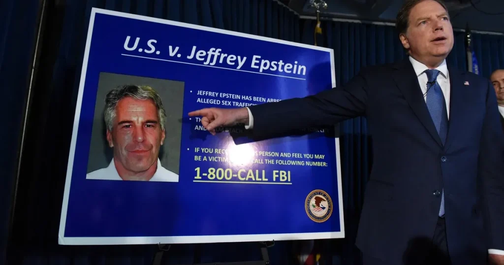 ترامب يطالب بفتح تحقيق بشأن علاقات إبستين مع بيل كلينتون