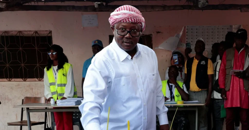 غينيا بيساو.. جنرال يؤدي اليمين رئيساً انتقالياً