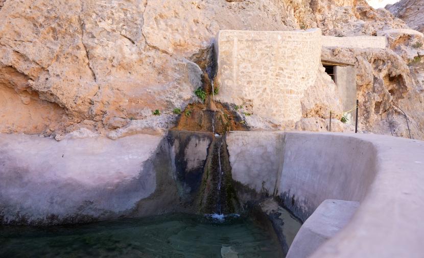 إنجاز صيانة “فلج الجيلة” بنيابة طيوي المُدرج على قائمة “اليونسكو”