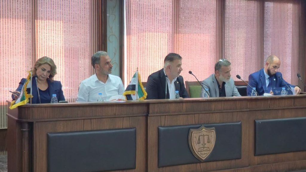 نقابة محامي ريف دمشق تشطب عشرة من أعضائها