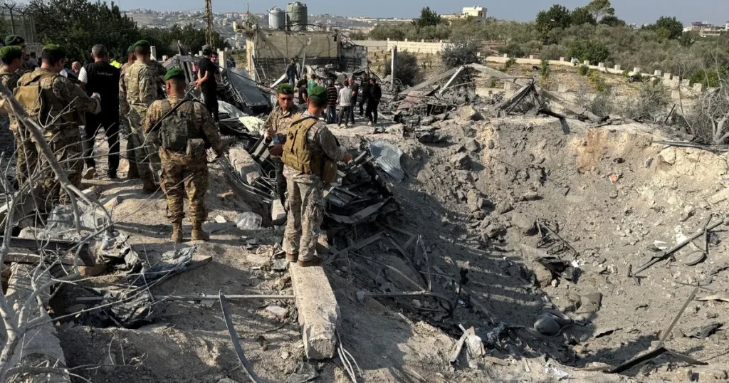 إسرائيل تشن موجة ضربات على جنوب لبنان