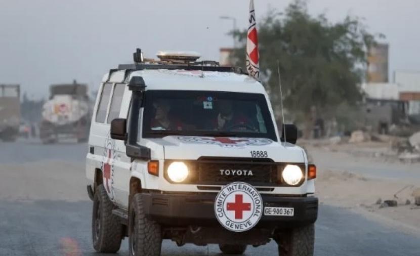 قصف إسرائيلي على خان يونس ونسف مبانٍ في غزة