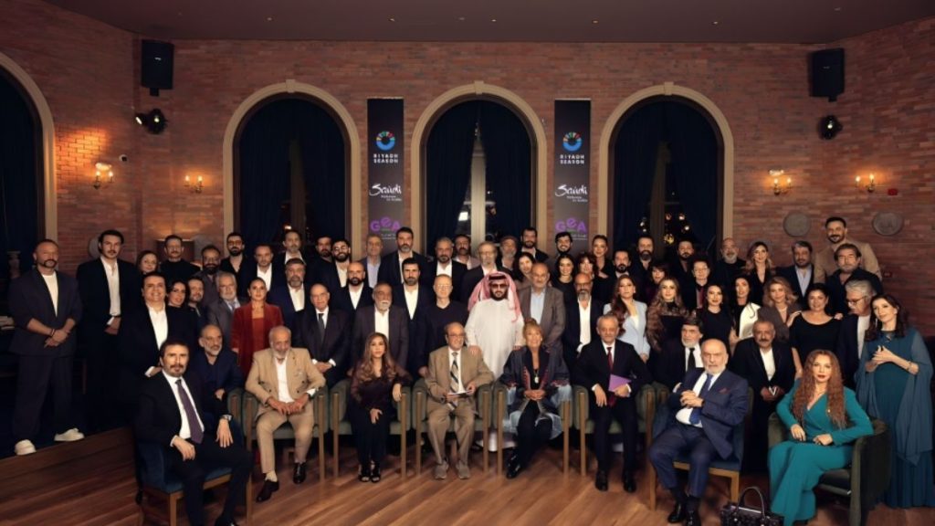 آل الشيخ يحشد الفنانين السوريين.. ما الخطوة التالية؟