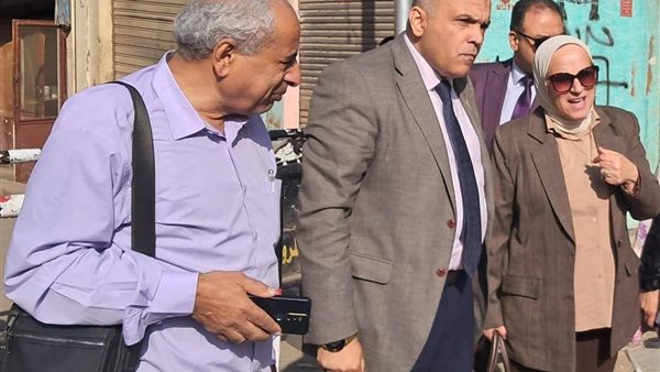 مدير تعليم القاهرة تبحث احتياجات مدارس روض الفرج والساحل من الصيانة العاجلة