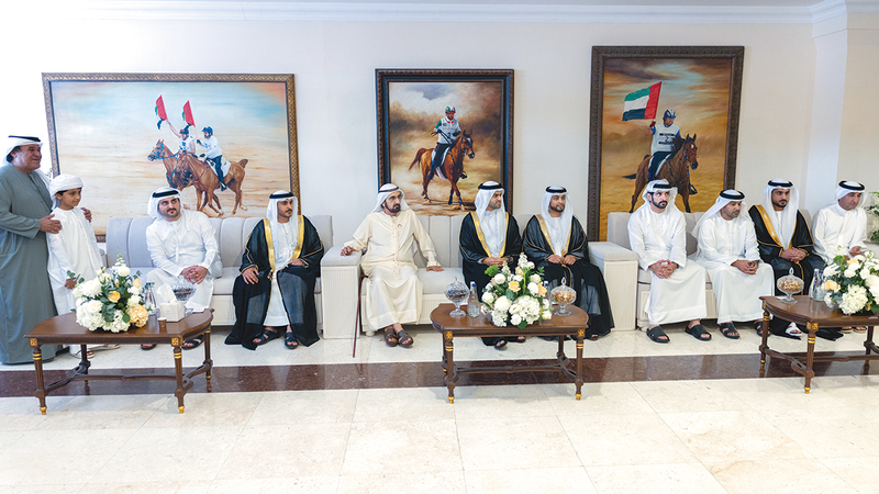 محمد بن راشد يحضر أفراح بن غدير والكتبي