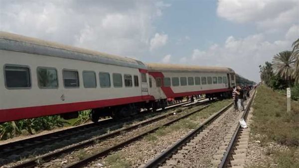 عاجل.. خروج 3 عربات عن القضبان من قطار 3503 «أسيوط