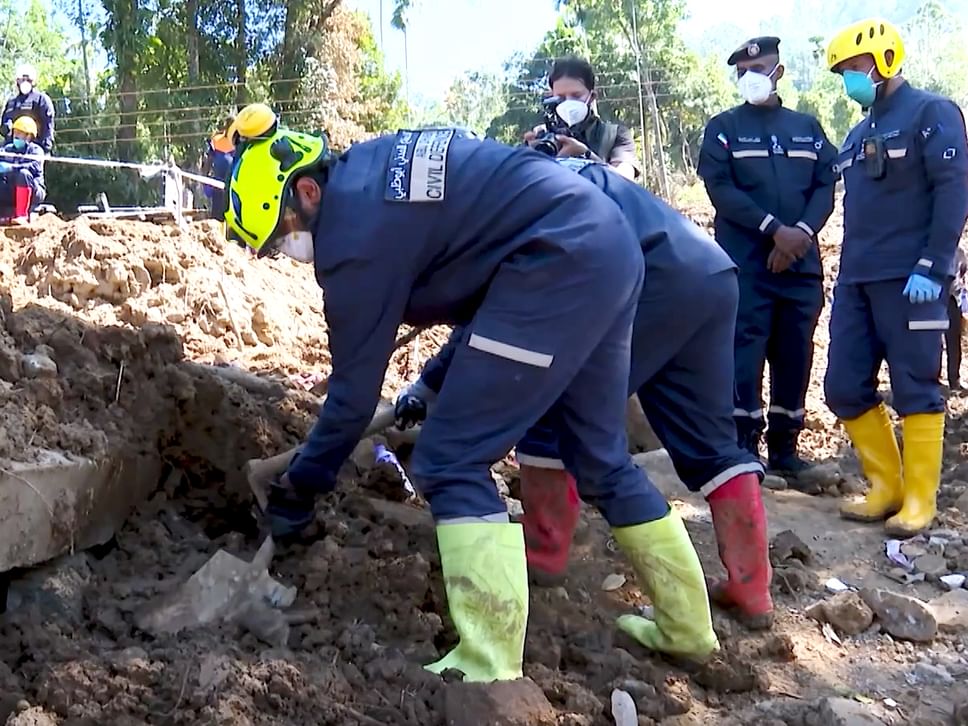 الجيش السريلانكي يشيد بكفاءة فريق البحث والإنقاذ الإماراتي وقدراته العالية