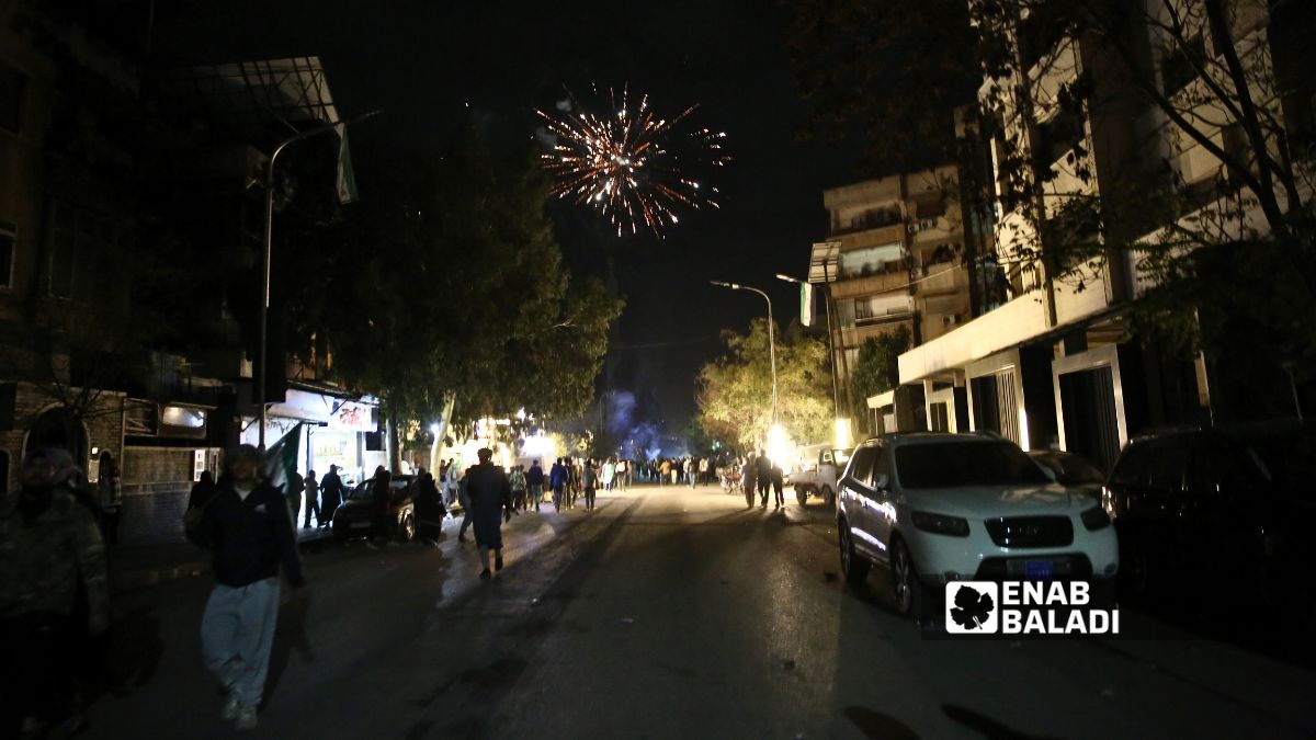 احتفالات ليلية في دمشق بالذكرى الأولى لسقوط نظام الأسد – 8 كانون الأول 2025 (/نور حمزة)