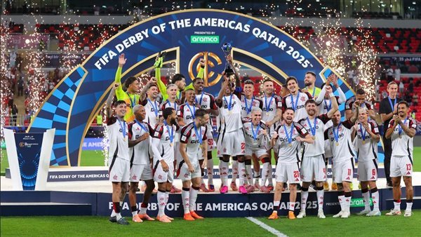 فلامنغو البرازيلي يتوج بلقب ديربي الأمريكتين FIFA قطر 2025™ في الدوحة