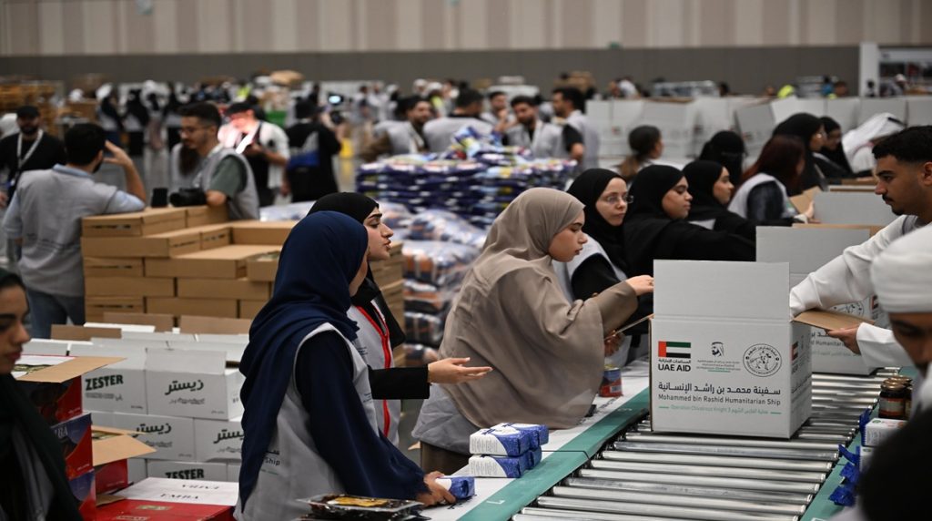 “الفارس الشهم 3” تبدأ تحميل “سفينة محمد بن راشد الإنسانية” لدعم غزة