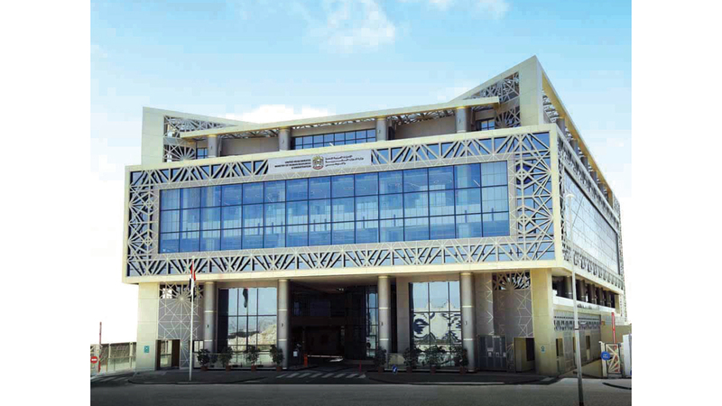 311 مكتباً ومركزاً معتمداً لاستقدام العمالة المساعدة في الدولة