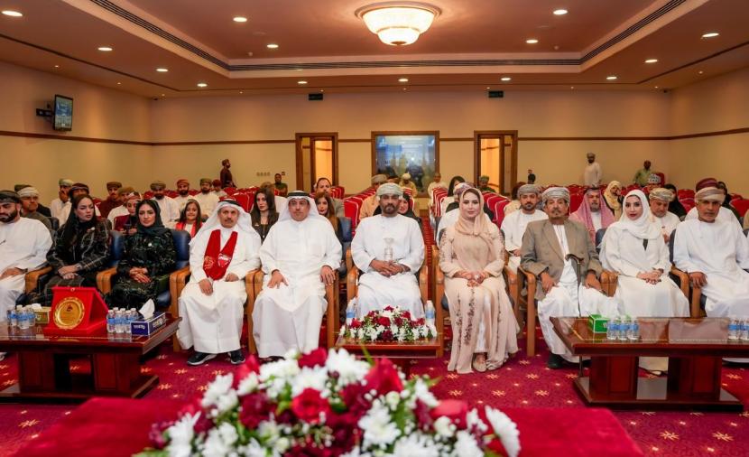 يوم المرأة البحرينية يتجسّد في مسقط عبر حوار ثقافي وإعلامي رفيع