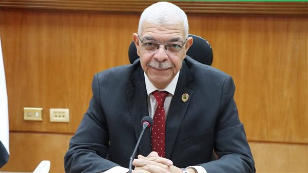 تفاصيل اجتماع رئيس جامعة المنوفية بمجلس العمداء ومتابعة منظومة التطوير والإنجازات الأكاديمية