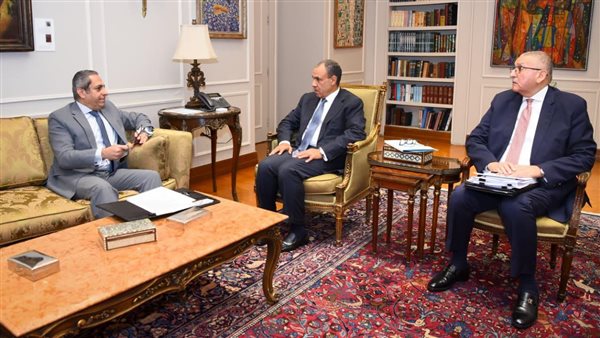 وزير الخارجية يتابع خطة انتقال السفارات إلى العاصمة الإدارية الجديدة