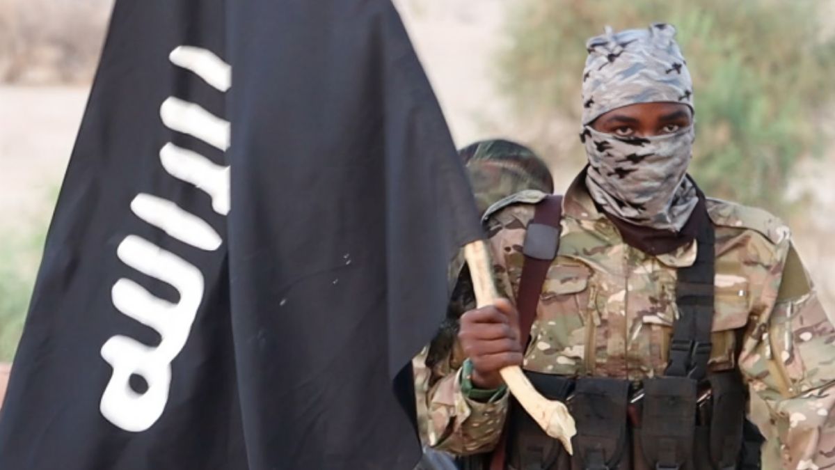 عناصر يتبعون لتنظيم الدولة الإسلامية - 19 كانون الأول 2025 (صحيفة مقالات)