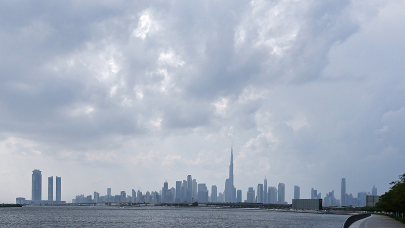 «منخفض ضعيف» مصحوب بسقوط أمطار خفيفة ومتباعدة