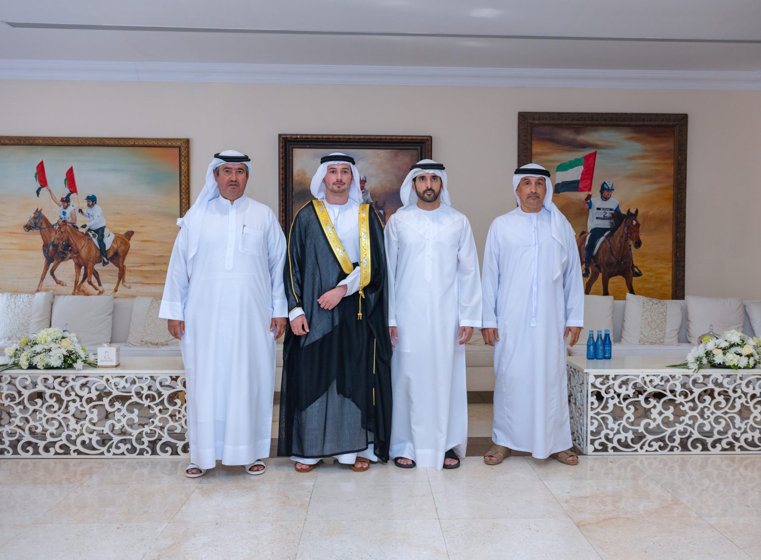 حمدان بن محمد يحضر أفراح الفلاسي والسويدي