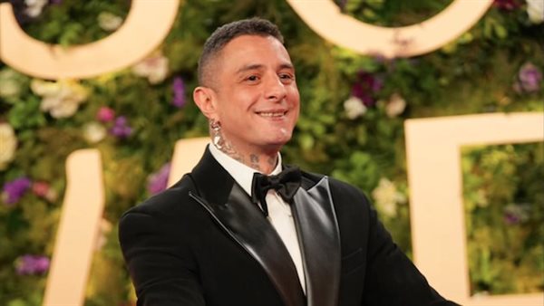 بعد وفاة والدته سمية الألفي بأيام.. أحمد الفيشاوي يهنئ جمهوره برأس السنة (فيديو)