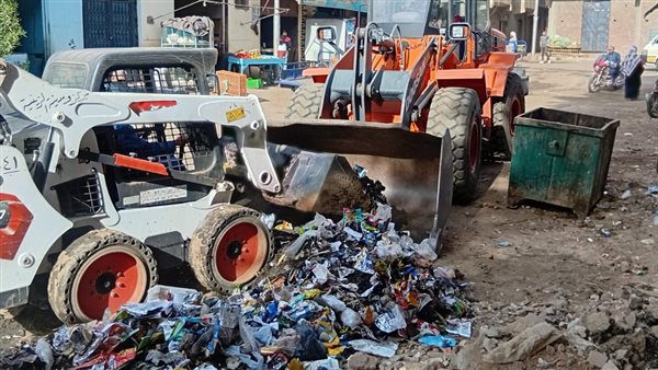 بالصور.. رفع الإشغالات والأتربة الصلبة خلال حملة نظافة وتجميل بالأقصر