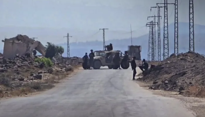 قوات الاحتلال تتوغل في ريف القنيطرة وسط تحليق مكثف للمسيّرات