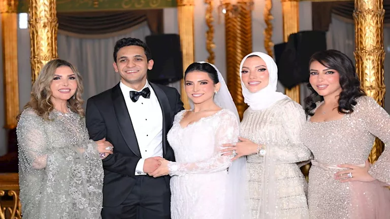 15 صورة لـ نجوم الفن في حفل زفاف ابنة نادية مصطفى وأركان فؤاد