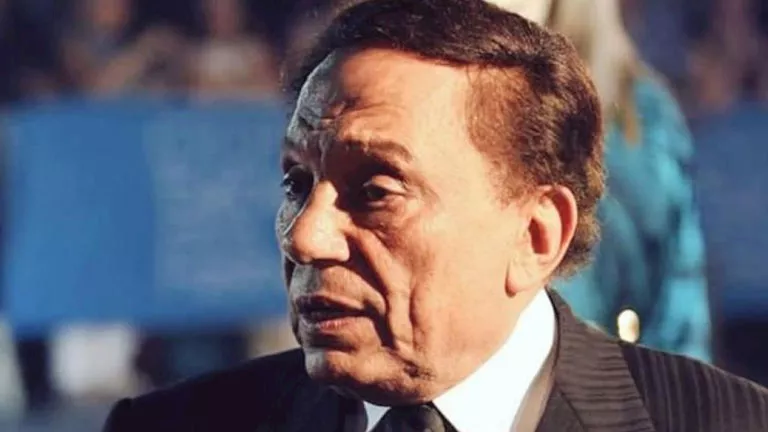 إسعاد يونس تنعى شقيقة عادل إمام