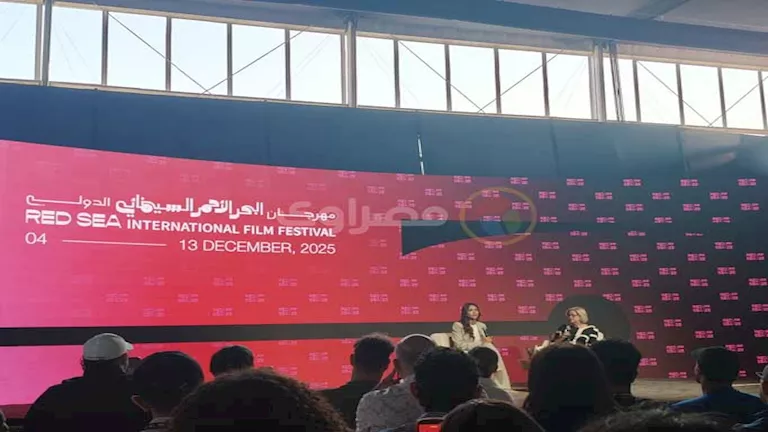 جيسيكا ألبا تتحدث عن مشوارها في مهرجان البحر الأحمر السينمائي
