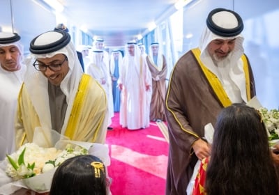 منصور بن زايد يصل إلى البحرين للمشاركة في القمة الخليجية – الوطن