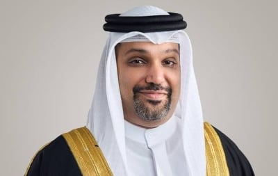 الملك يتلقى برقية تهنئة من وزير المالية رئيس ‘ممتلكات’ بفوز مكلارين ببطولة العالم للفورمولا1 – الوطن