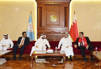 محافظ العاصمة يحضر احتفال جامعة العلوم التطبيقية بالأعياد الوطنية – الوطن