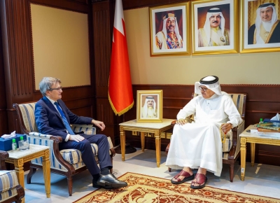 وزير الخارجية يستقبل سفير مملكة إسبانيا لدى البحرين – الوطن