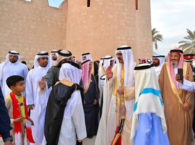 محافظ الجنوبية يحضر عرضة واحتفال أهالي الرفاع بالأعياد الوطنية – الوطن