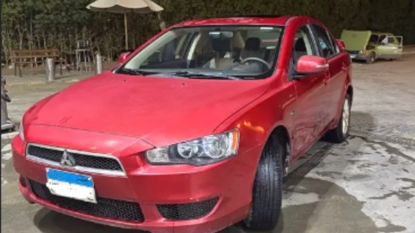 اركب ميتسوبيشي لانسر سعرها 550 ألف جنيه