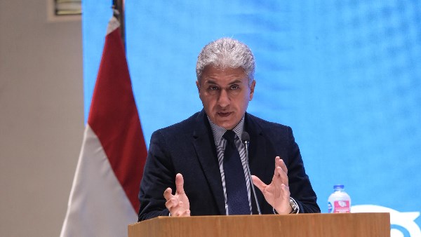 وزير السياحة والآثار يفتتح ورشة “دور البيانات في تعزيز صياغة الصورة الذهنية للوجهات السياحية رقمياً”