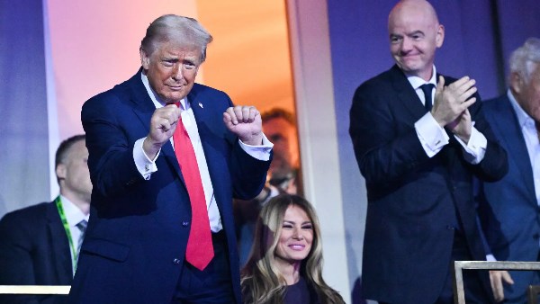 أول تعليق من البيت الأبيض حول “صور وألعاب خارجة” عليها صورة ترامب