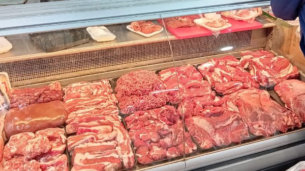 بيطري المنيا: حملات مكثفة تسفر عن ضبط طن لحوم ومنتجات غير مطابقة