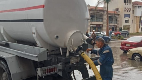 محافظ بورسعيد يوجه بسرعة التعامل مع مياه الأمطار وعودة الأمور إلى طبيعتها محافظ بورسعيد يوجه بسرعة التعامل مع مياه الأمطار وعودة الأمور إلى طبيعتها