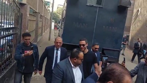 رفع جلسة محاكمة رمضان صبحى و3 آخرين بتهمة التزوير للنطق بالحكم