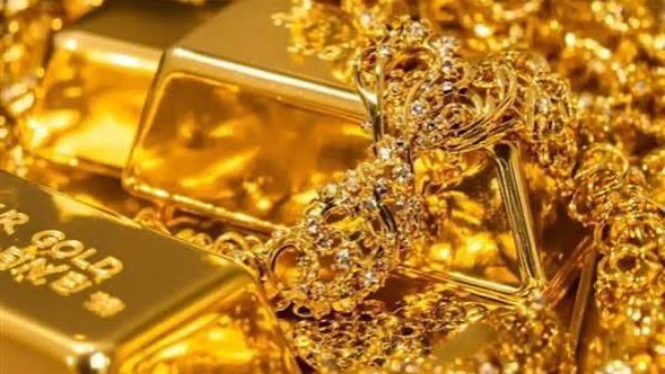 أسعار الذهب اليوم الاثنين .. هل وصل العيار 7 آلاف جنيه؟