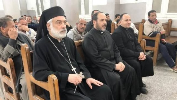 الأنبا باسيليوس يترأس يوم الخادم بكنيسة السيدة العذراء بالحواصلية الأنبا باسيليوس يترأس يوم الخادم بكنيسة السيدة العذراء بالحواصلية