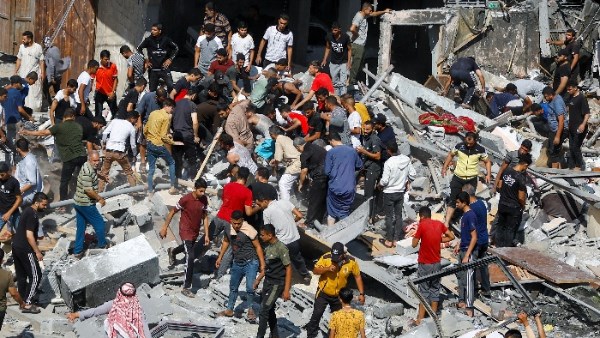 اتفاق غزة على المحك.. إسرائيل تعرقل والوسطاء يضغطون للمرحلة الحاسمة